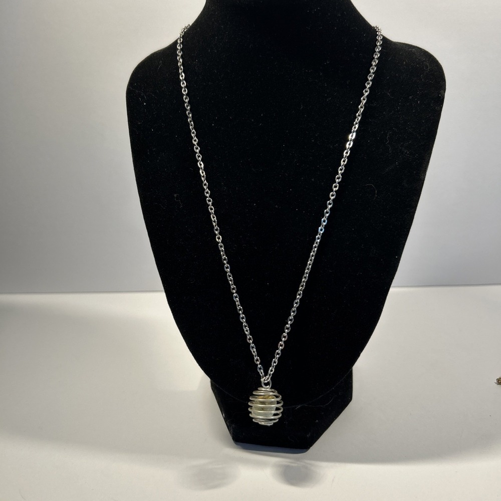 lot 13 vintage 80s necklaces Gold Silver Tone Marvel Rock Pendant
